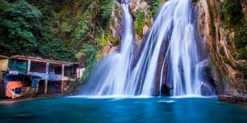 Kempty Falls: A Majestic Cascading Retreat in Mussoorie